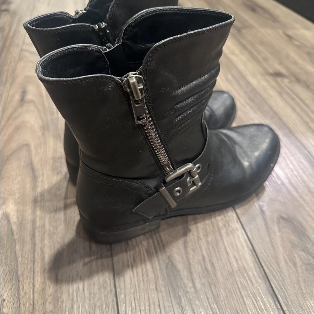 Black Combat Moto Boots with Side Zipper and Buckle